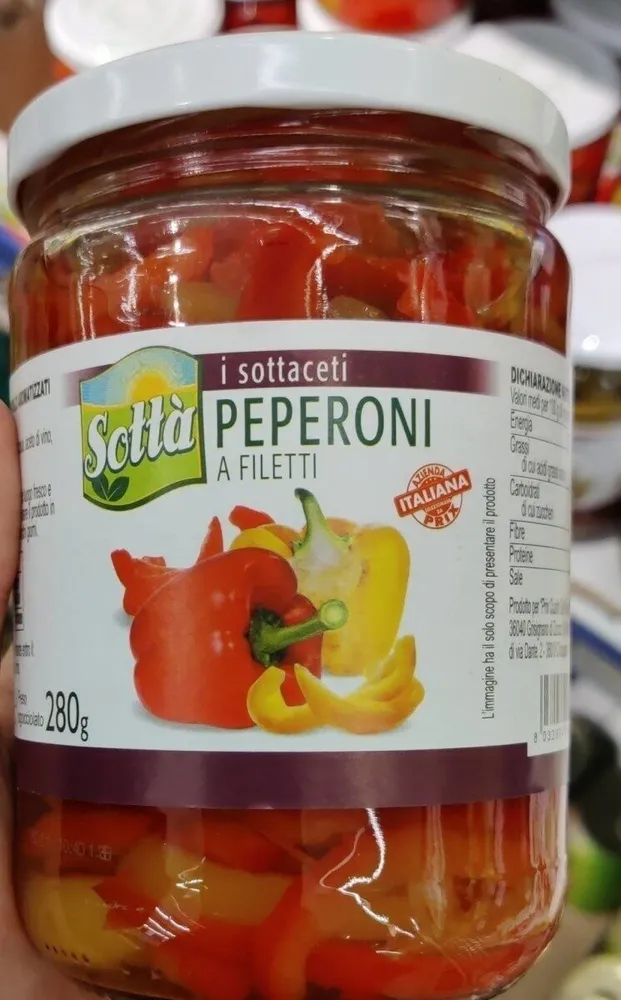 Sottà peperoni a filetti
