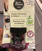 Vinaigre balsamique de modène qui se râpe