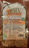 Biscotti di farro con nocciole
