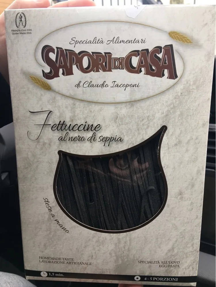 Fettuccine al nero di seppia