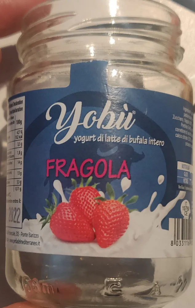 yogurt di latte di bufala intero fragola