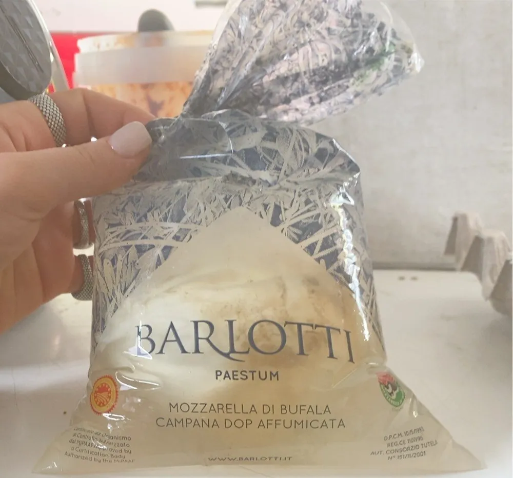 Mozzarella di provola affumicata