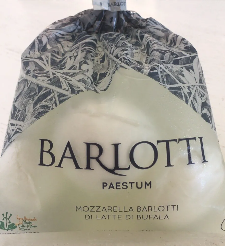 Mozzarella di latte di bufala