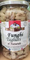 Funghi tagliati al naturale