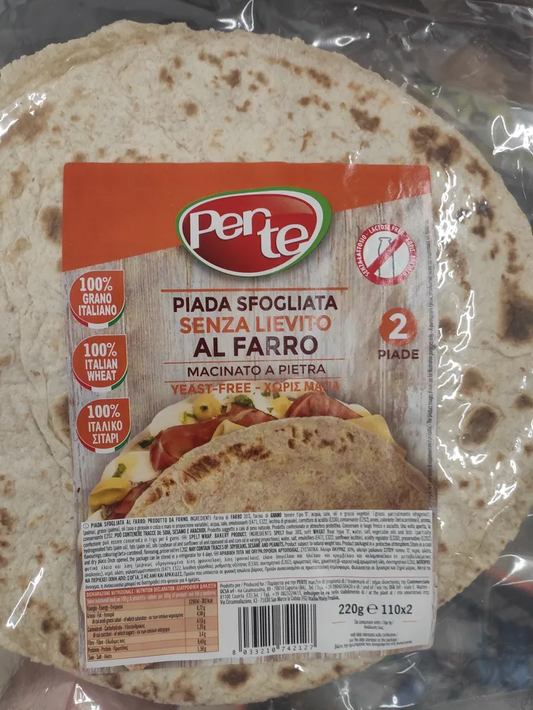 Piadina sfogliata senza lievito al farro
