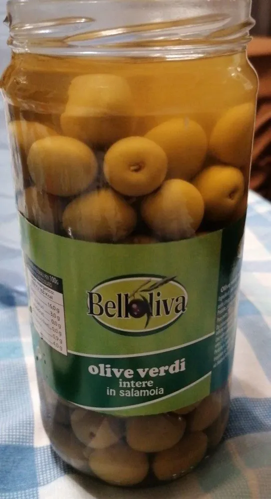 Olive verdi intere in salamoia