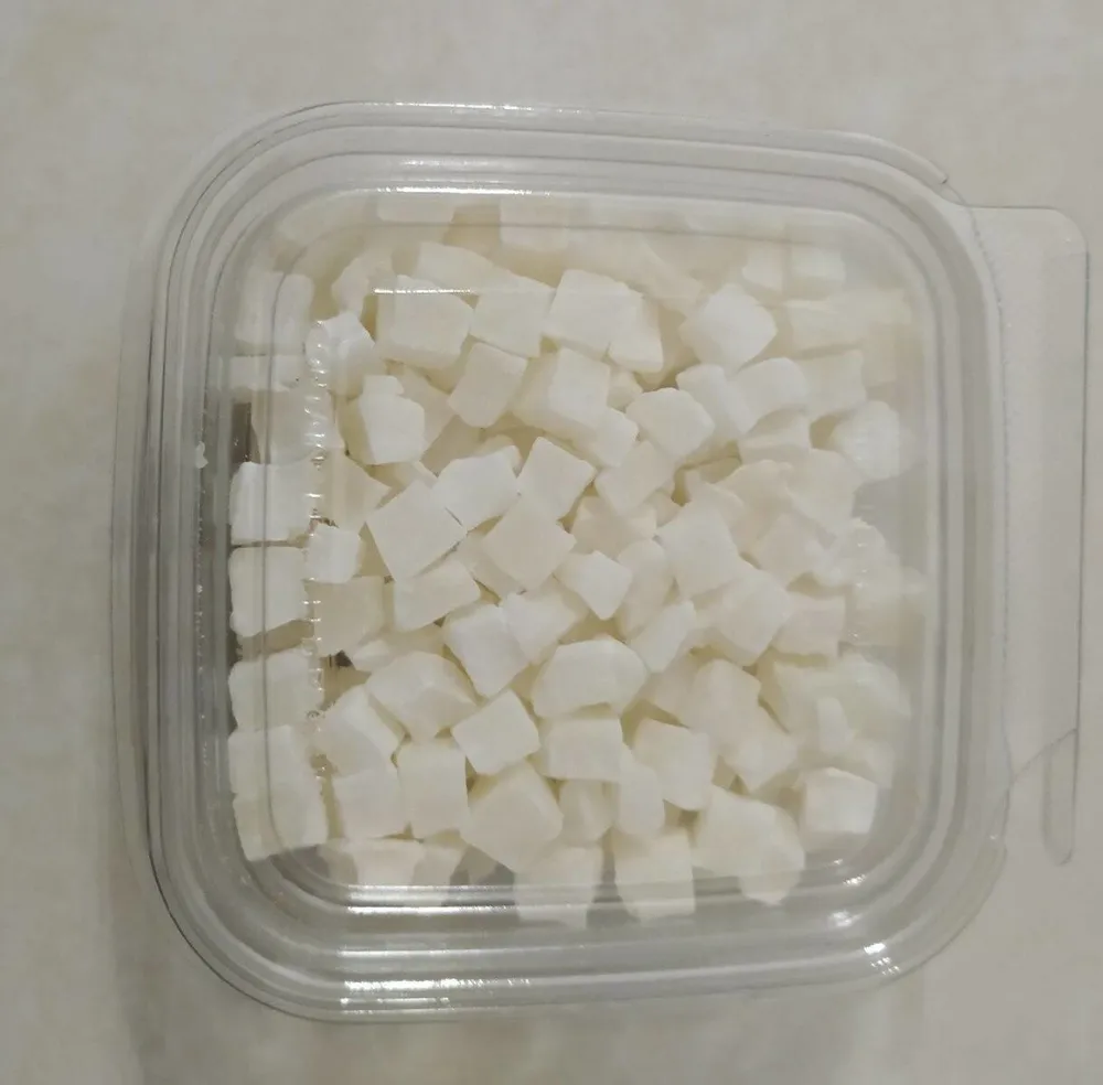 Cocco cubi disidratato