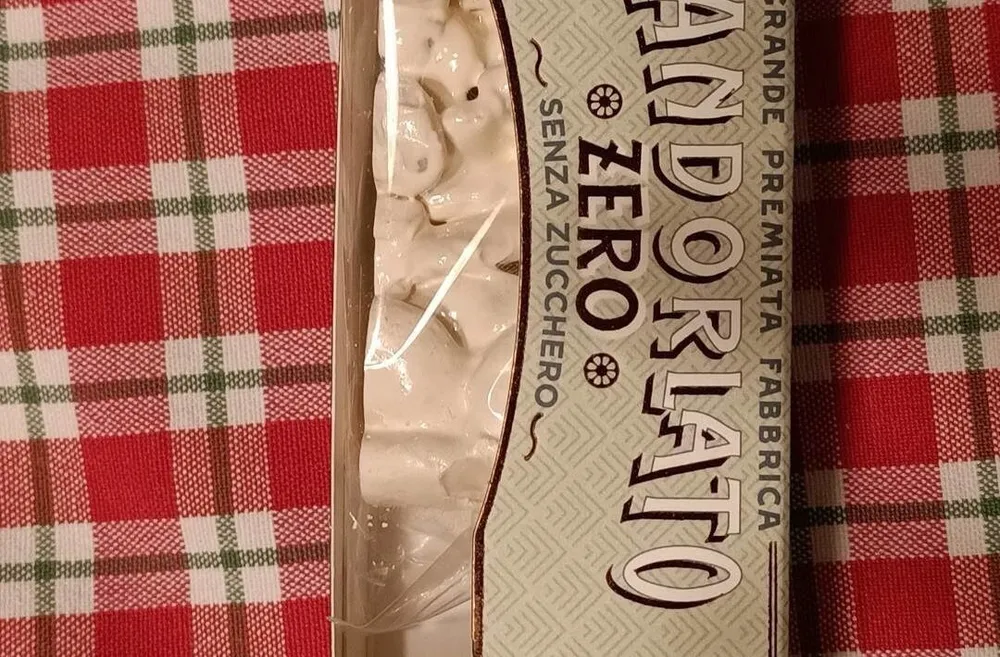 Mandorlato