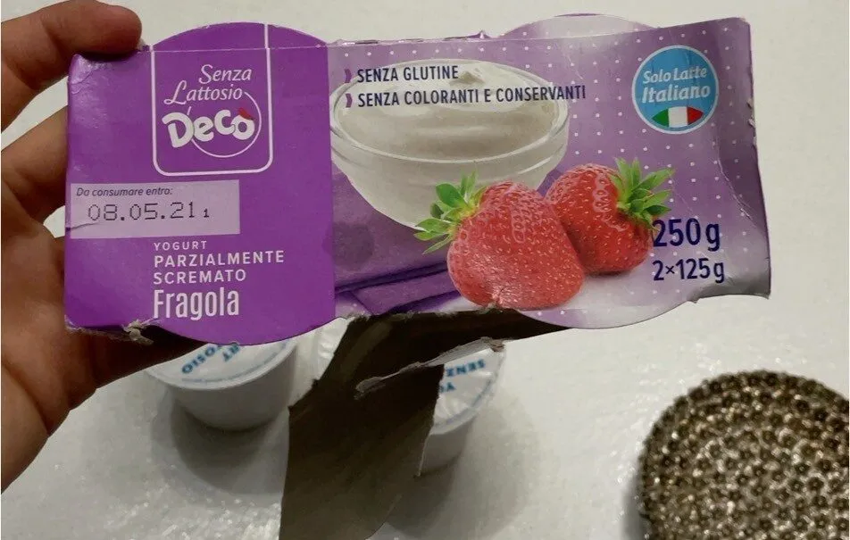 Yogurt parzialmente scremato fragola