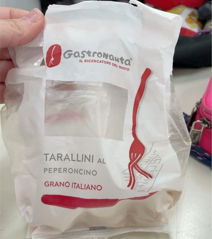 tarallini  al peperoncino