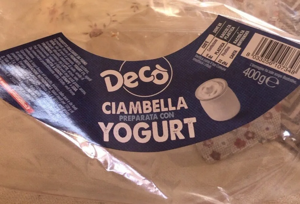 Ciambella preparata con yogurt