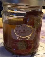 Peperoncini ripieni con accughe e capperi