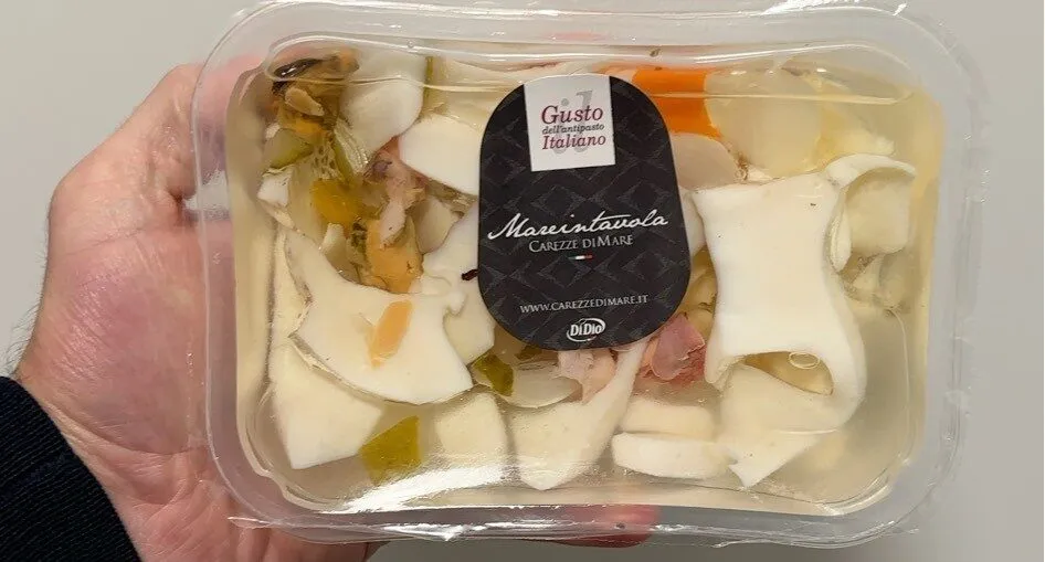 Insalata di mare con verdure