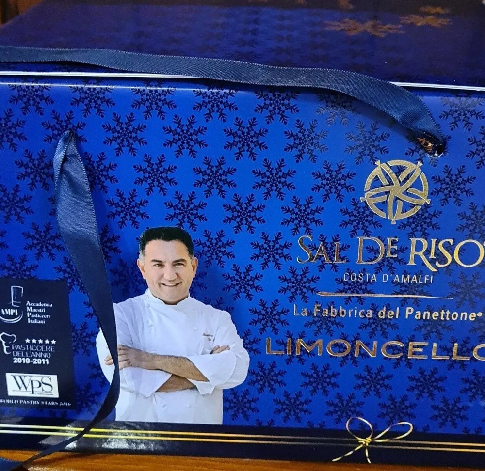 Limoncello panettone
