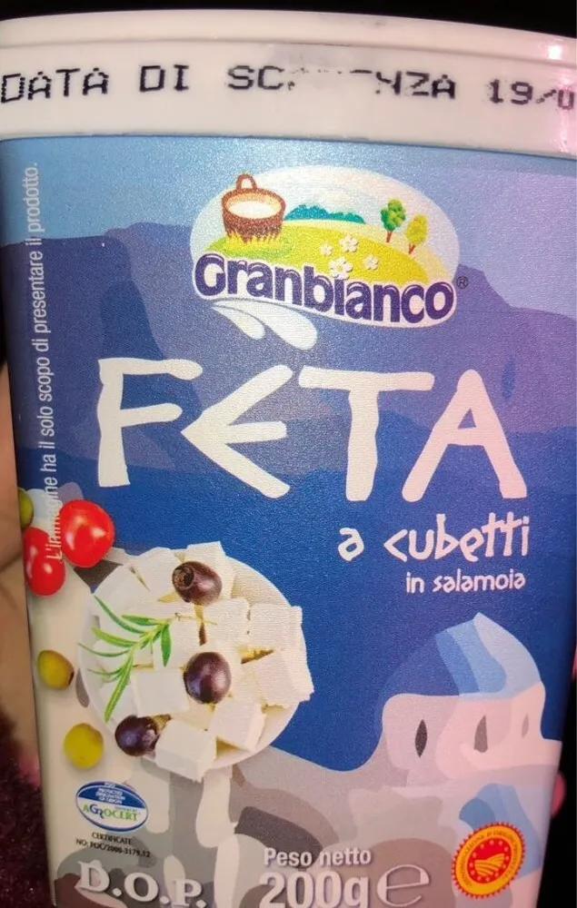 Feta a cubetti