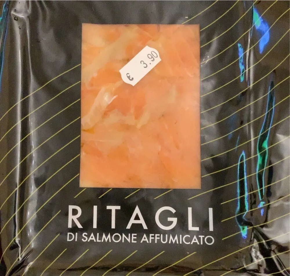 Ritagli di salmone affumicato