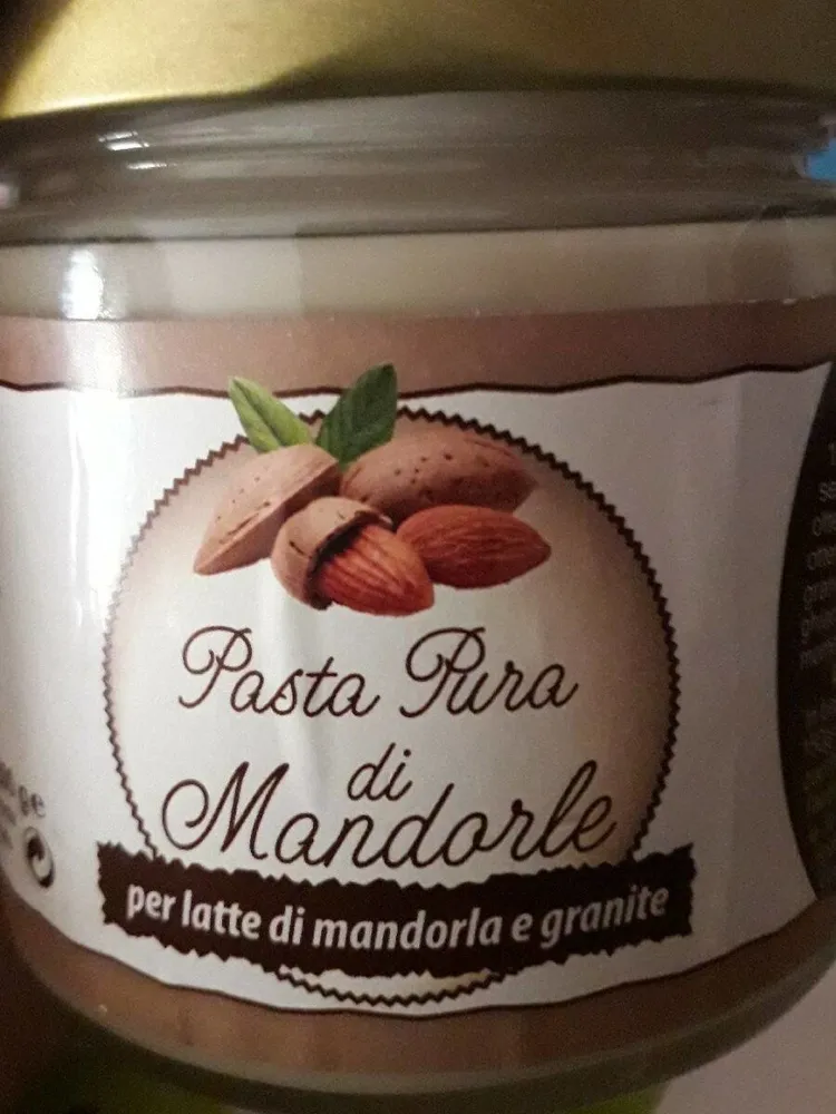 Pasta pura di mandorle