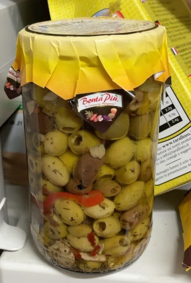 Olive denocciolate condite