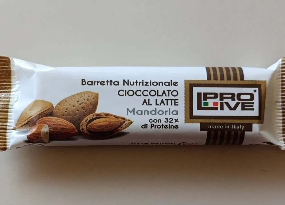 Barretta Nutrizionale cioccolato al latte e mandorla