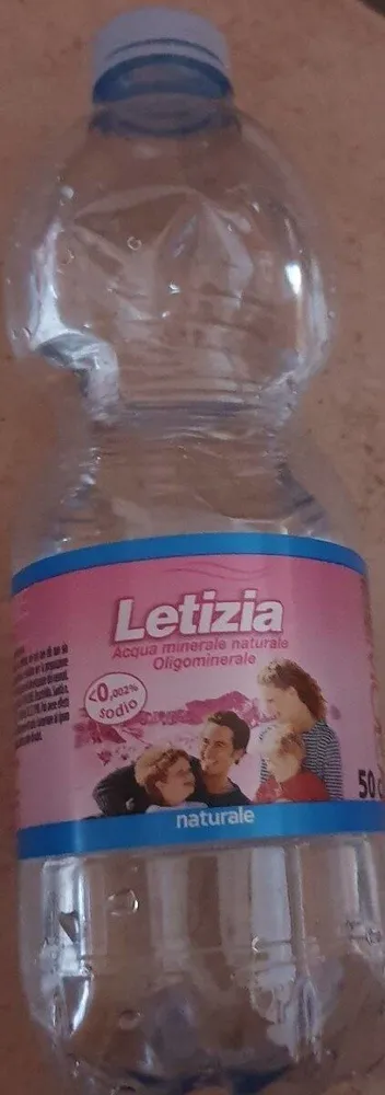 Acqua naturale