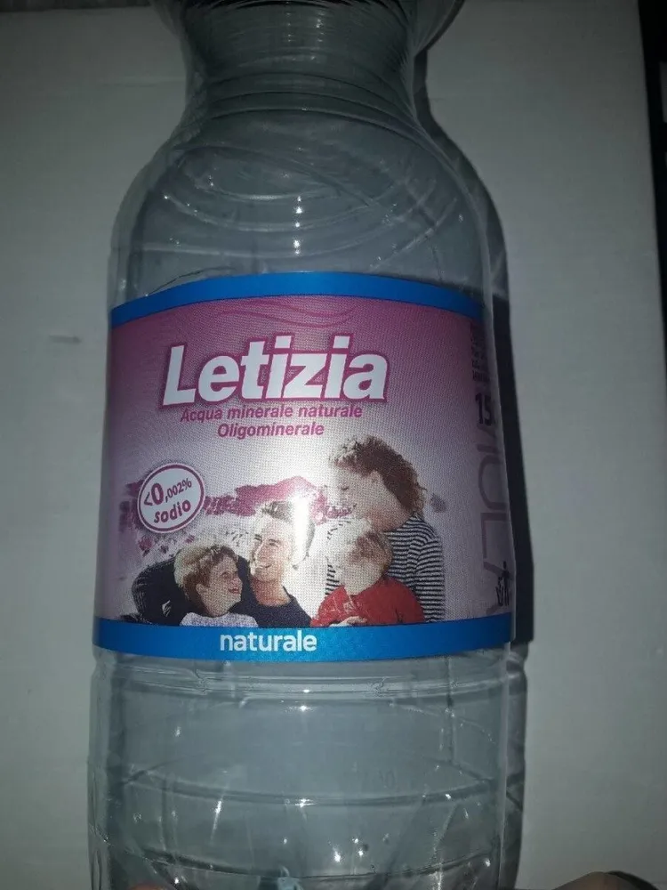 Acqua minerale naturale oligominerale Letizia