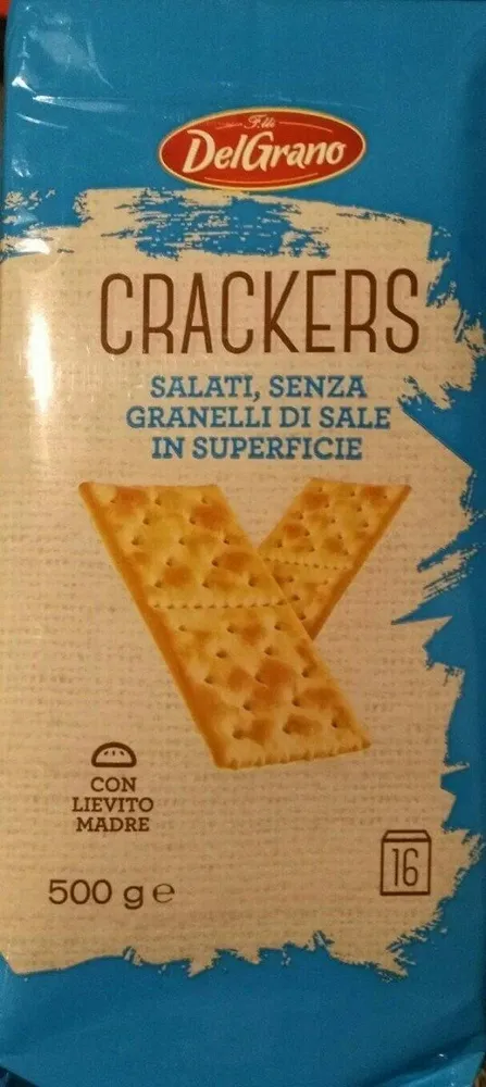 Crackers salati, senza granelli di sale in superficie