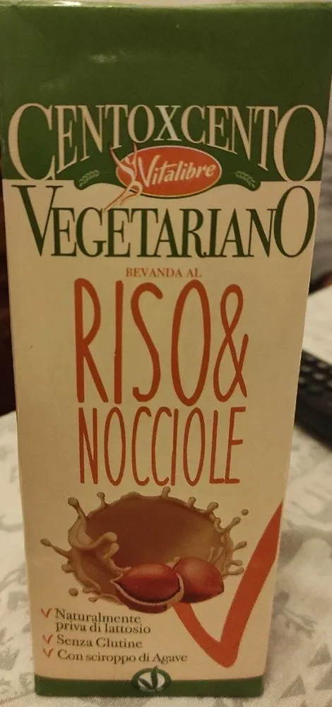 Bevanda di riso e nocciole