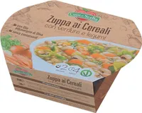 Zuppa ai cereali con verdure e legumi