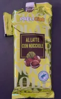 Cioccolato al latte con nocciole
