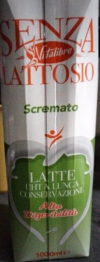 Latte scremato senza lattosio
