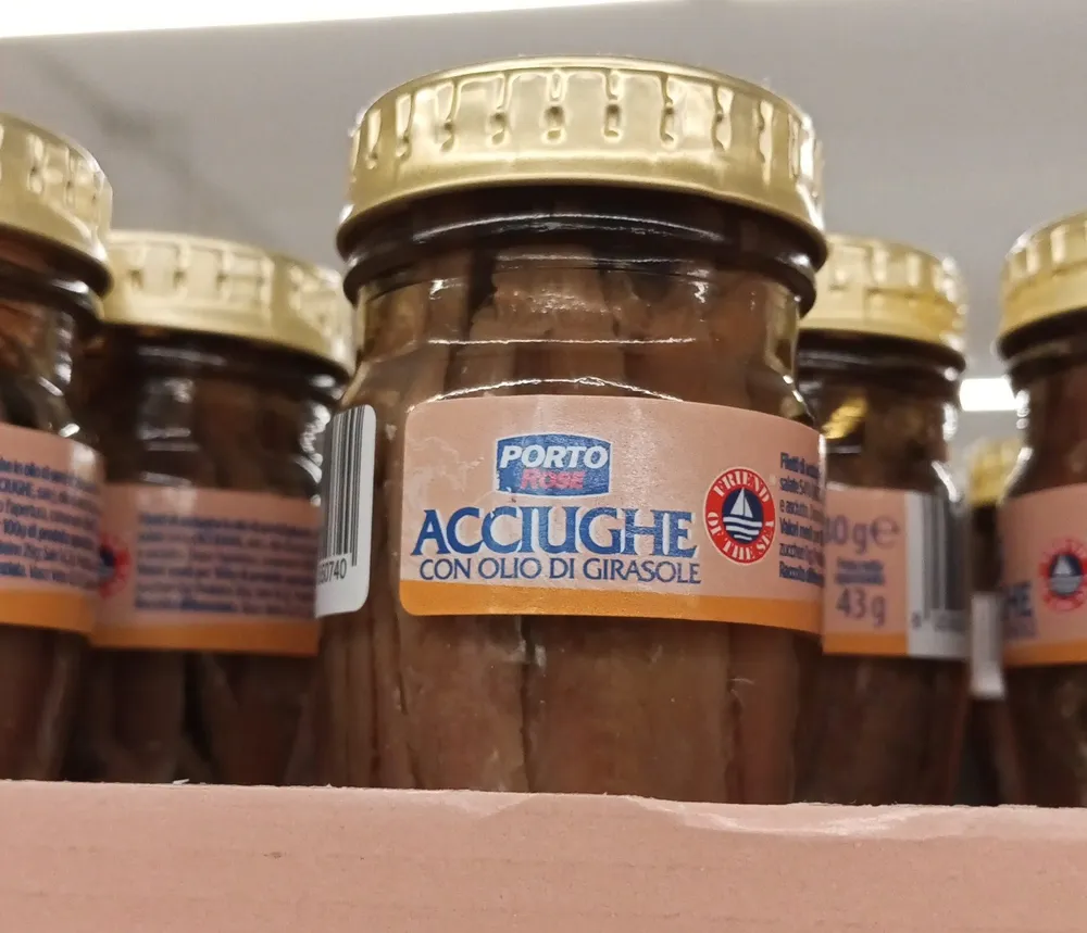Acciughe con olio di girasole