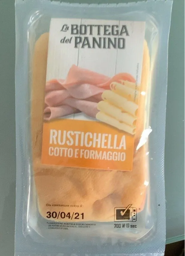 Rustichella cotto e formaggio
