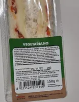 Tramezzini pomodoro e mozzarella