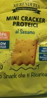 Mini cracker proteici al sesamo