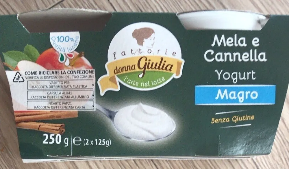 Yogurt magro mela cannella