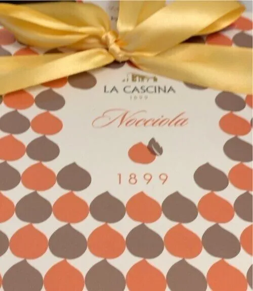 Panettone farcito con crema alla nocciola