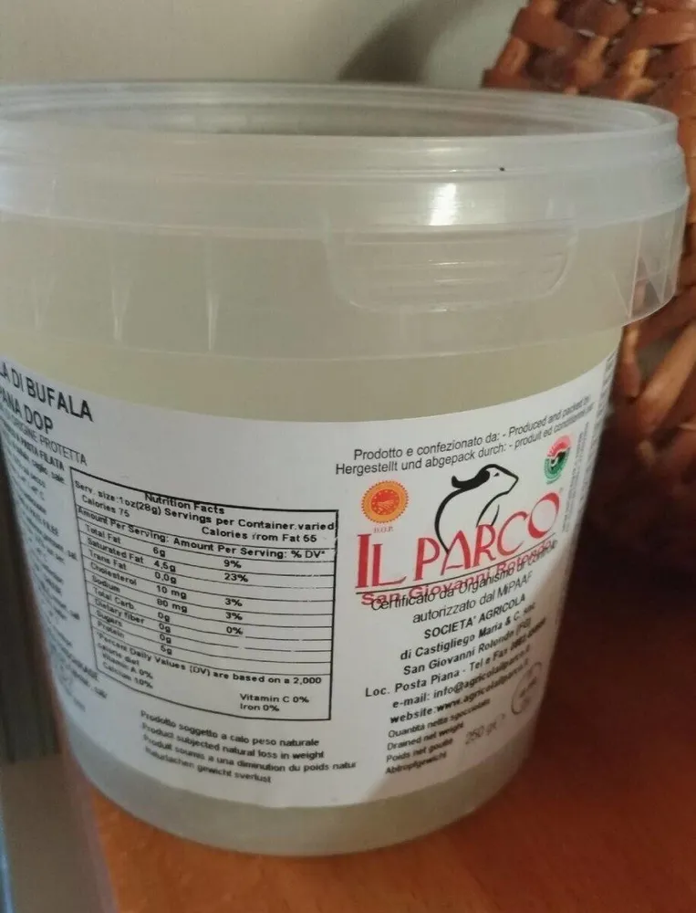 Mozzarella di bufala campana dop