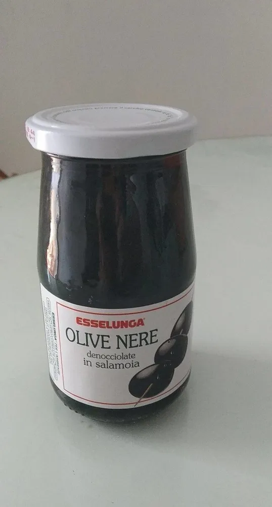 Olive nere denocciolate in salamoia