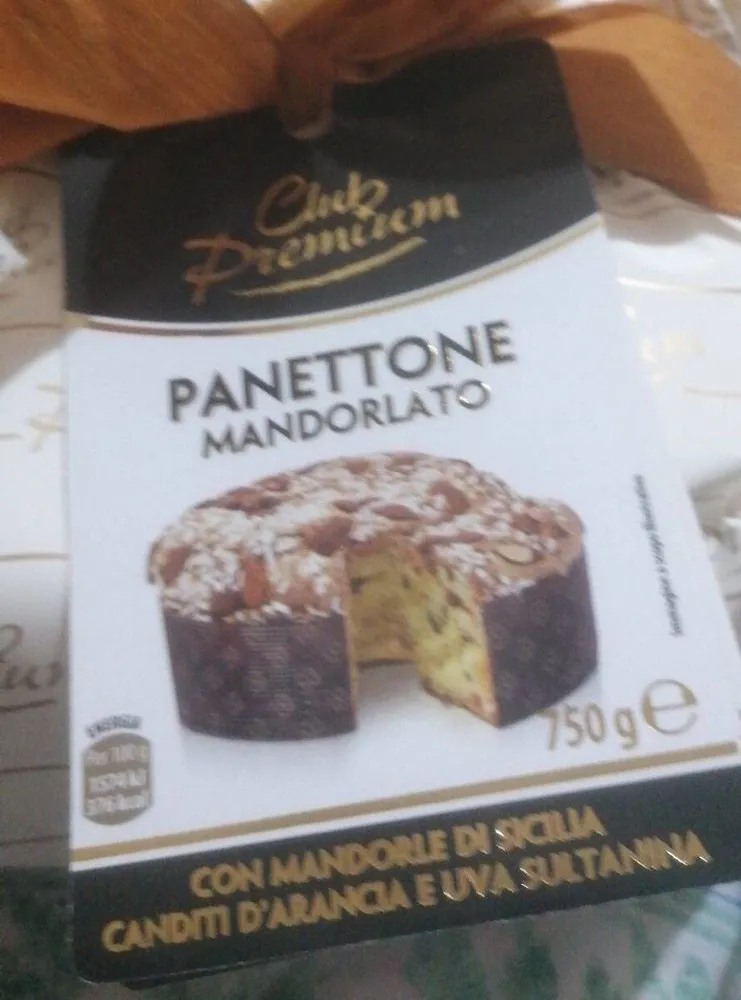 Panettone mandorlato