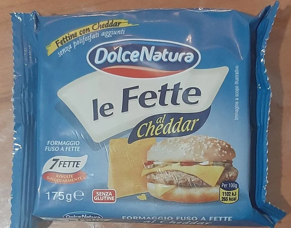 Le fette al cheddar