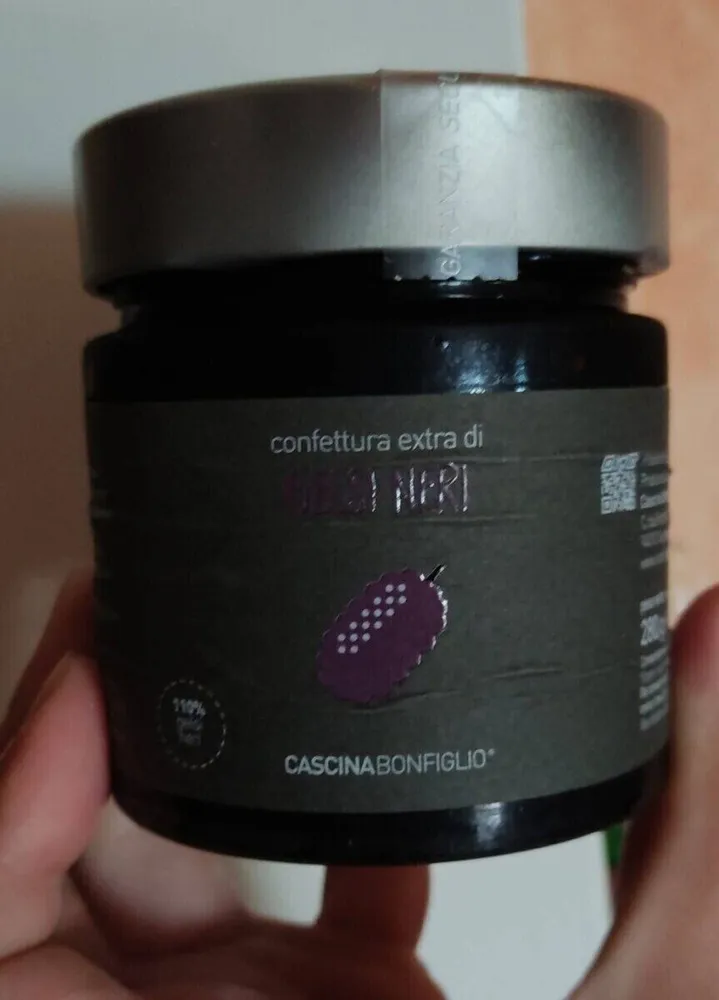 Confettura extra di gelsi neri