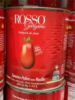 Peeled tomatoes with basil
