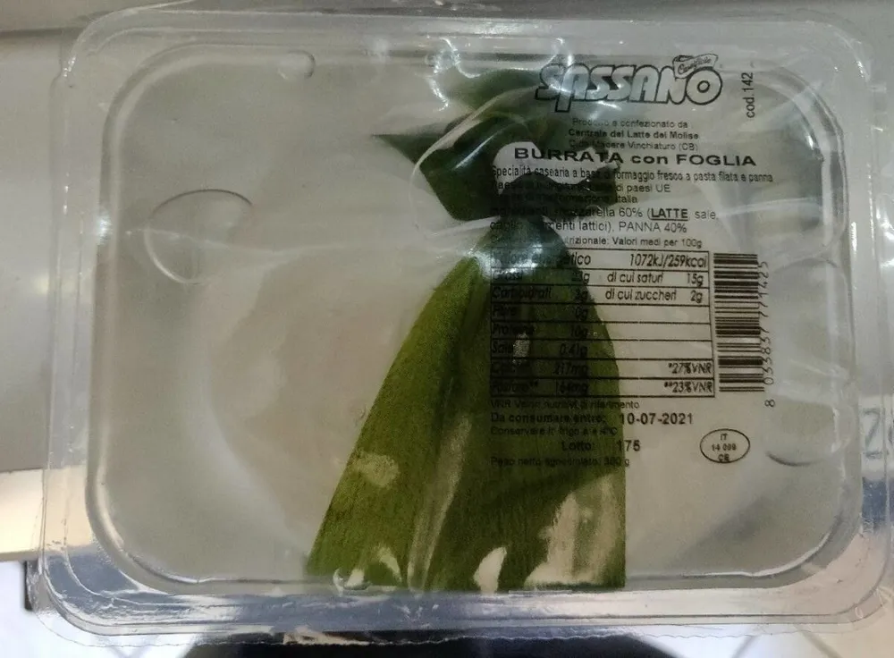 Burrata con foglia