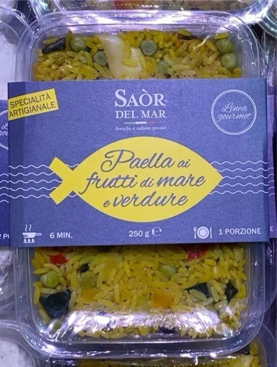 Paella di frutti di mare e verdure