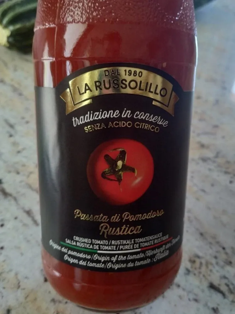 Passata di pomodoro rustica "La Russolillo"