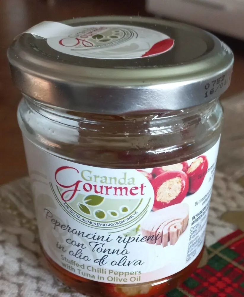 Peperoncini ripieni con tonno