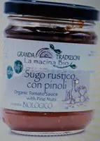 Sugo rustico con pinoli