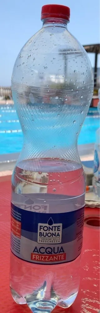 Acqua frizzante