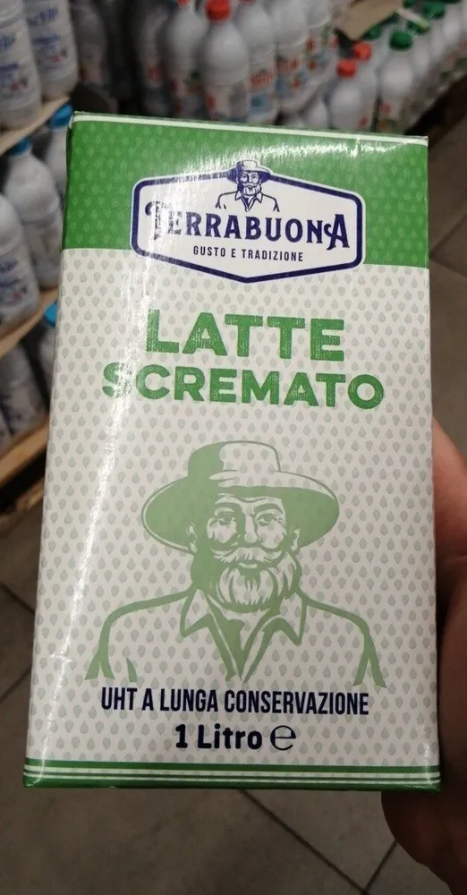 Latte scremato