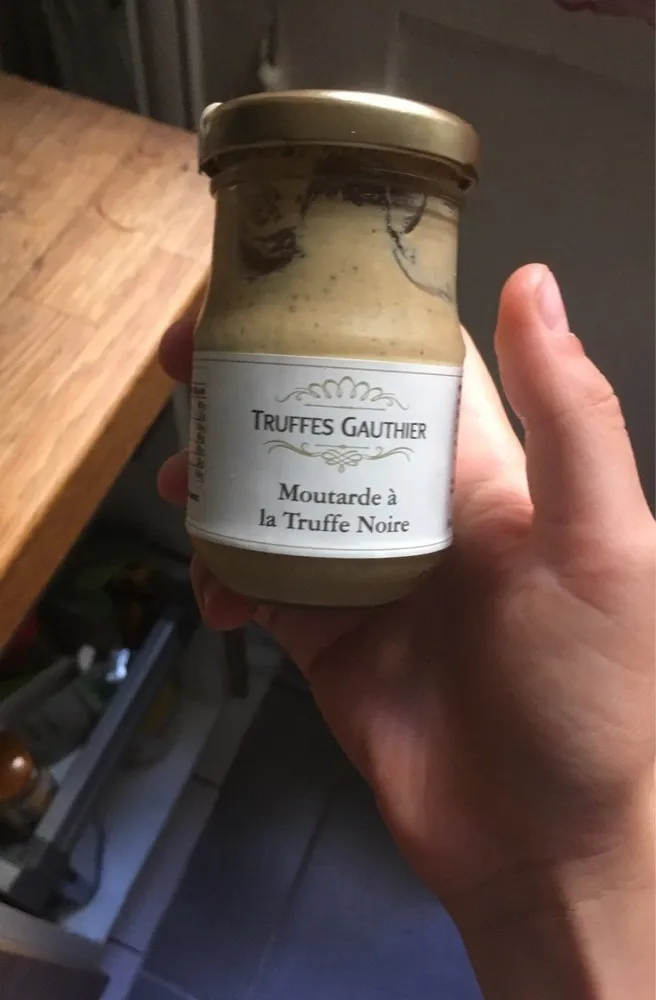 Moutarde à la truffe noire
